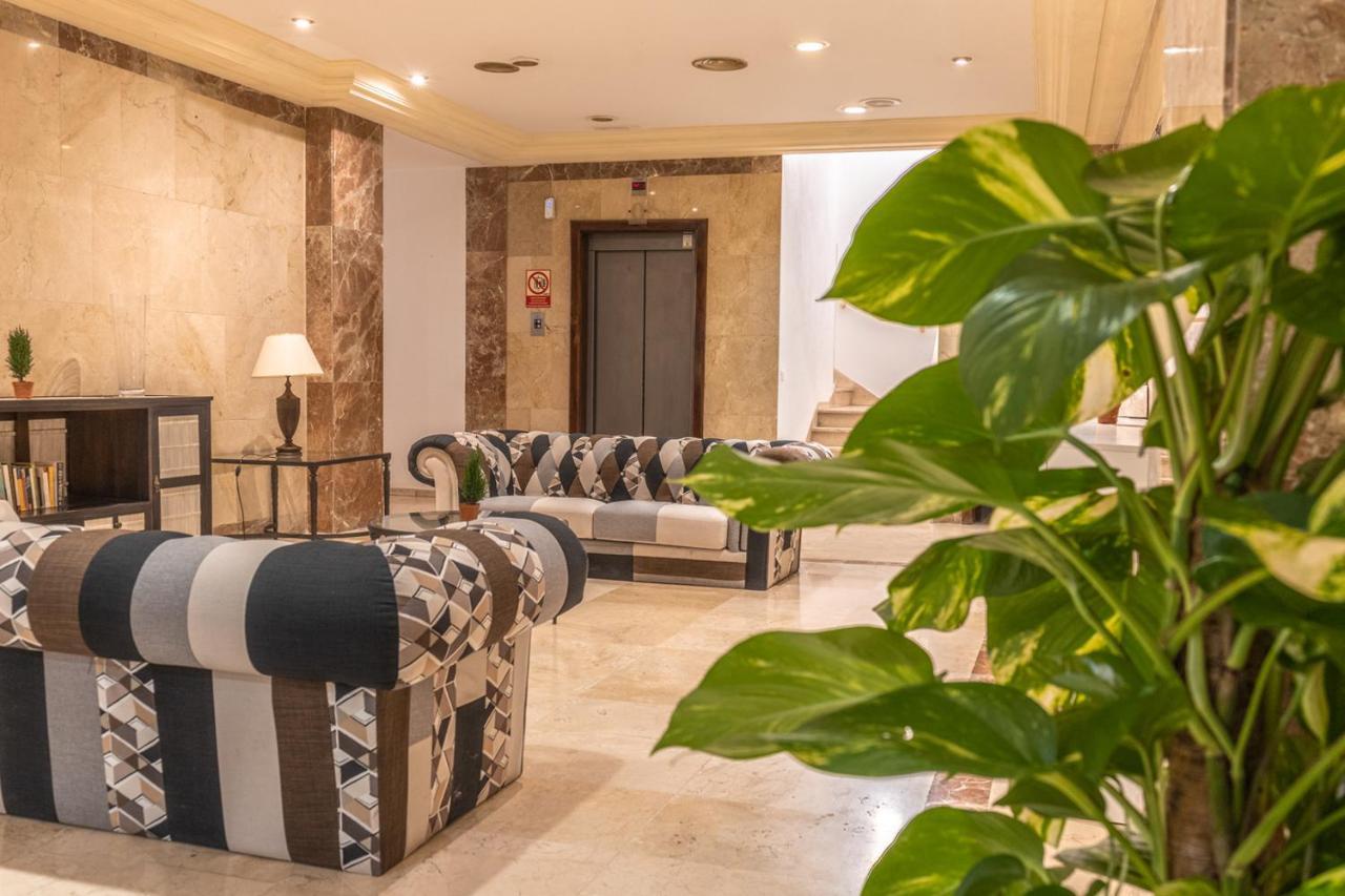Hotel Aeropuerto Sur San Isidro  Luaran gambar